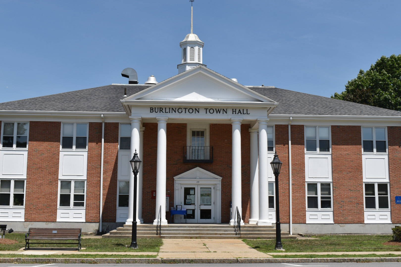Burlington_MA_Horiz