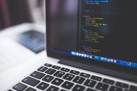 coding-g55c5f874d_640